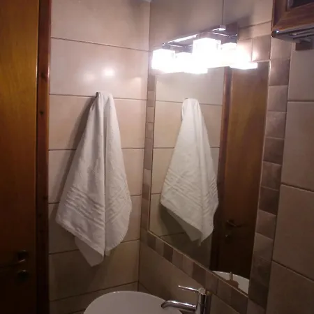 Avra Guest house