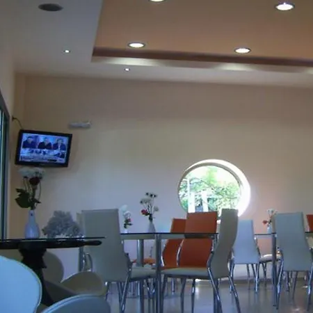 Avra Guest house 3*